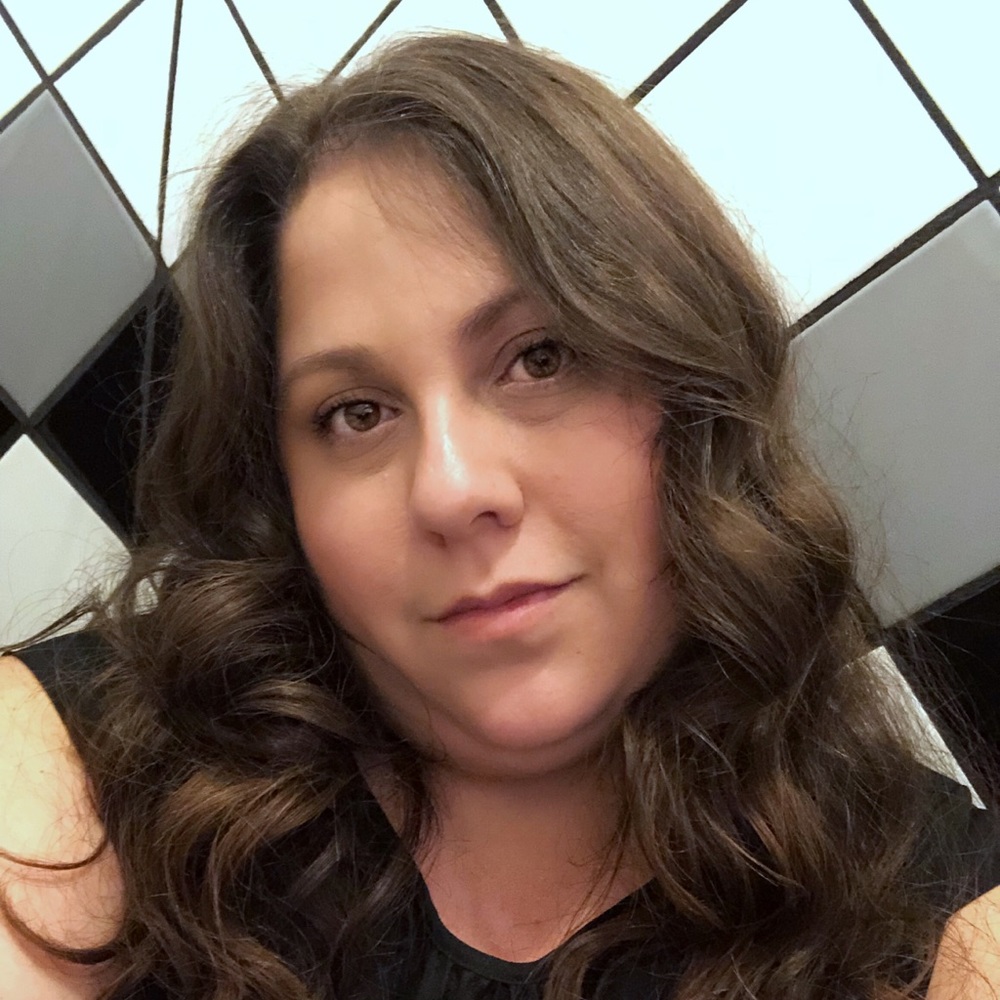 Meet your Posher, Alicia
